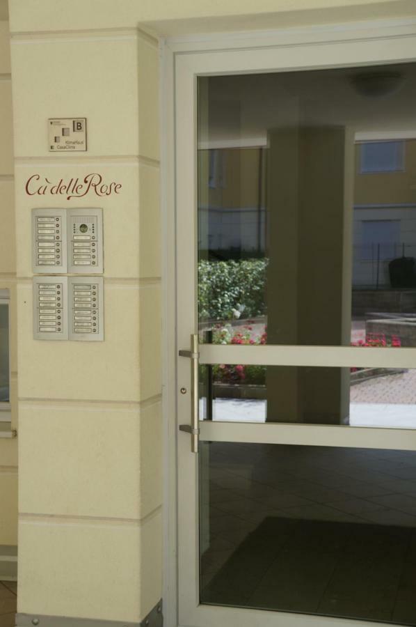 Ca Delle Rose Apartment โรเวเรโต ภายนอก รูปภาพ